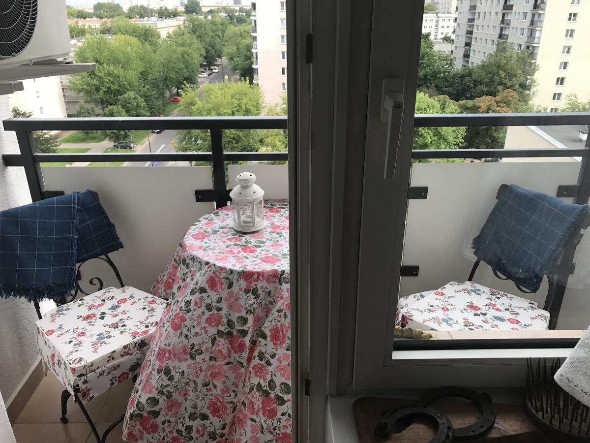 Апартаменти Apartament Karmelicka 19 Muzeum Polin Варшава Екстер'єр фото